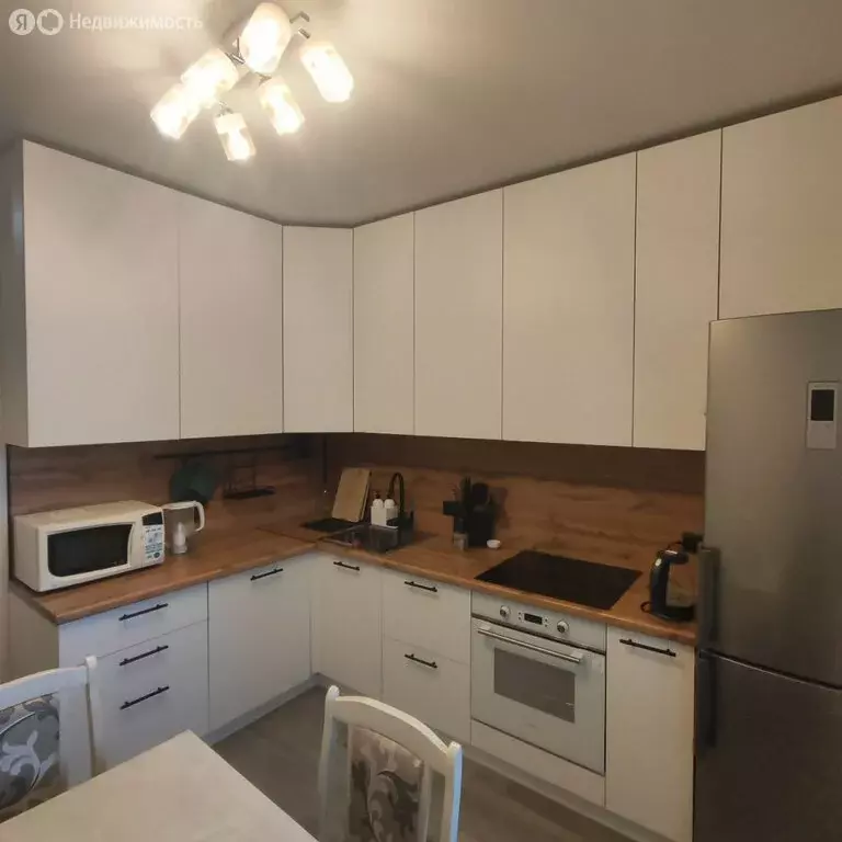 1-комнатная квартира: Краснодар, улица Лётчика Позднякова, 2к1 (35 м) - Фото 0