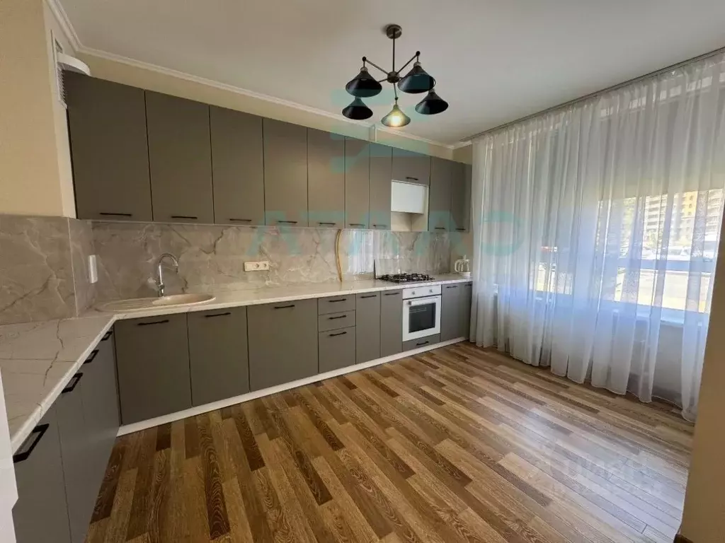 3-к кв. Крым, Симферопольский район, с. Мирное ул. Крымской Весны, 6к2 ... - Фото 1