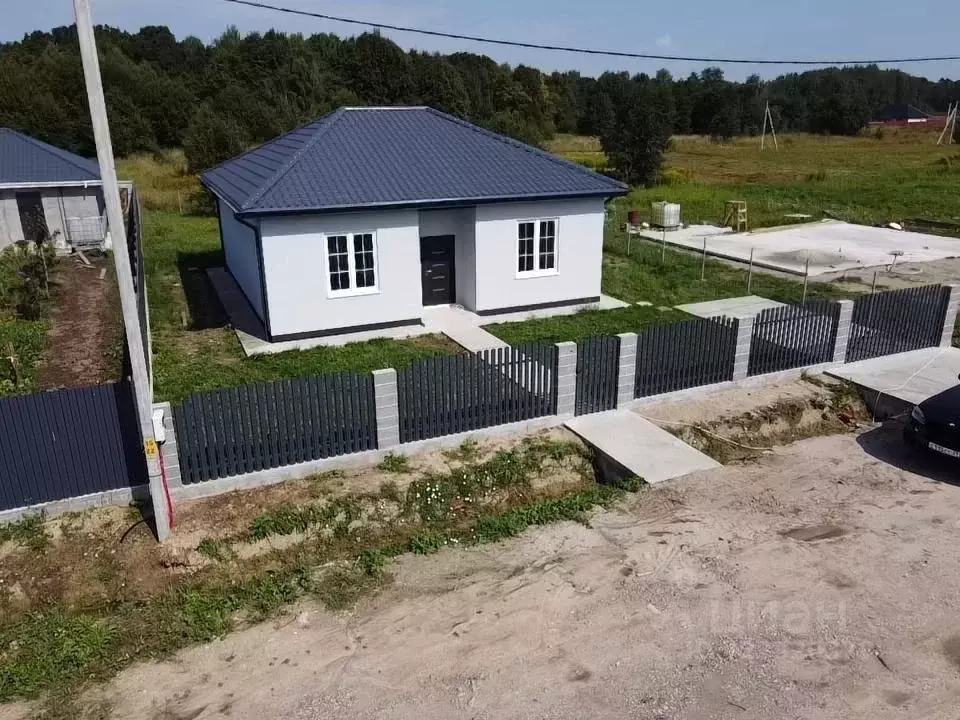 Дом в Калининградская область, Гурьевский муниципальный округ, пос. ... - Фото 1