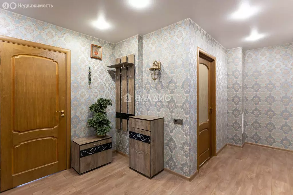 3-комнатная квартира: Владимир, Добросельская улица, 188Г (71.2 м) - Фото 0