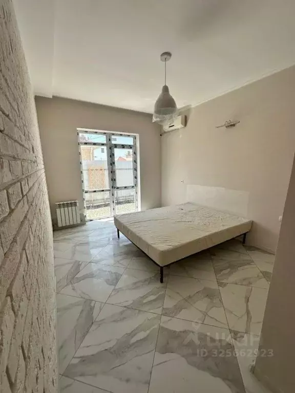 Дом в Краснодарский край, Динской район, Южно-Кубанское с/пос, пос. ... - Фото 2