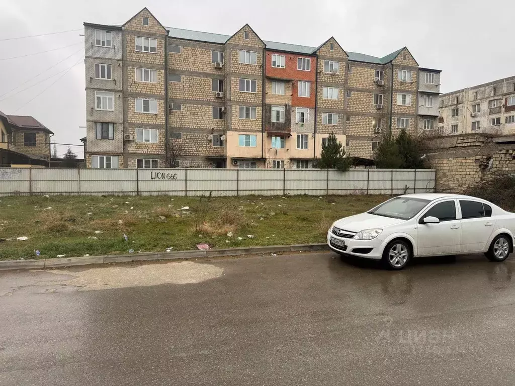 Участок в Дагестан, Дербент ул. Саида Габиева, 26 (9.0 сот.) - Фото 1