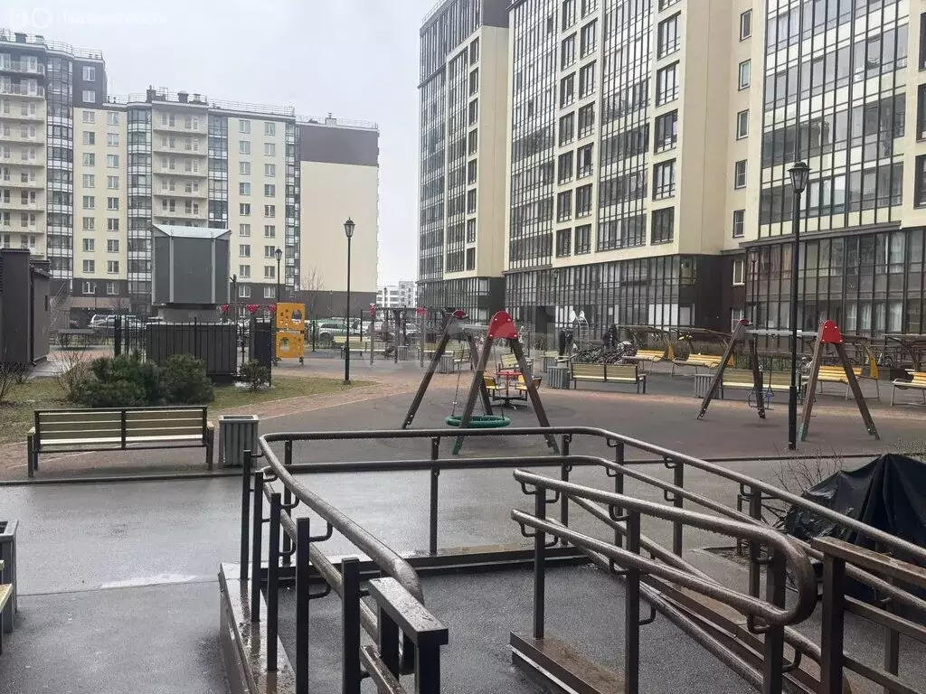 3-комнатная квартира: Санкт-Петербург, проспект Ветеранов, 171к4 (79 ... - Фото 2