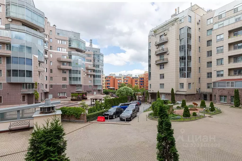 Гараж в Санкт-Петербург Крестовский просп., 15 (12 м) - Фото 2