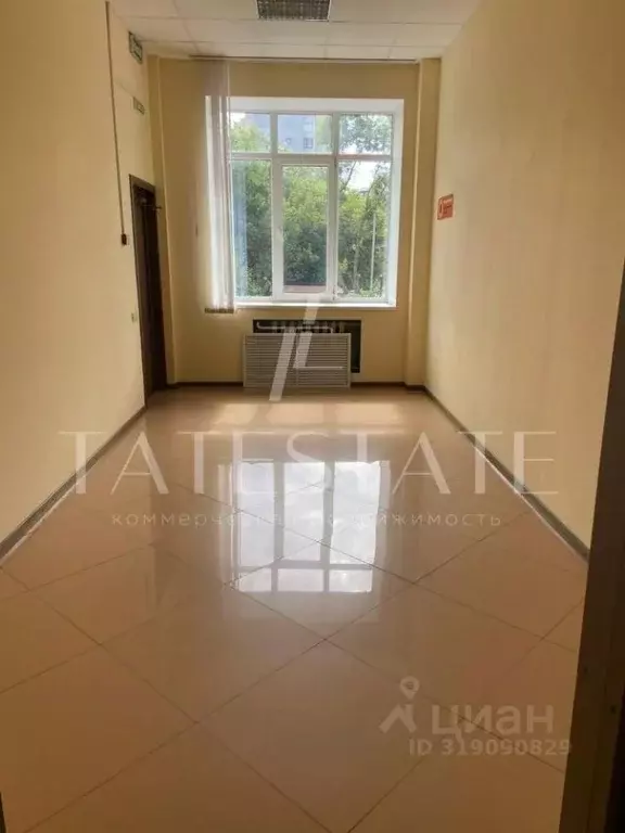 Офис в Татарстан, Казань ул. Космонавтов, 39а (900 м) - Фото 0