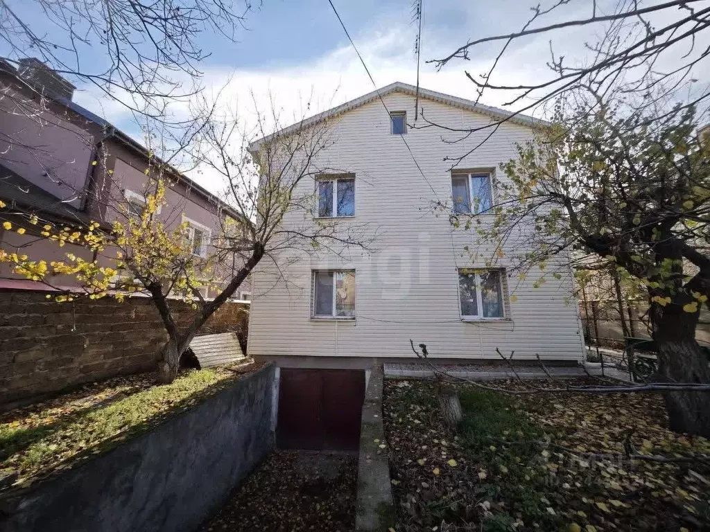 Дом в Крым, Саки ул. Выставочная (200 м) - Фото 1