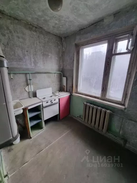 2-к кв. Саратовская область, Саратов проезд 2-й Магнитный, 38 (45.0 м) - Фото 0