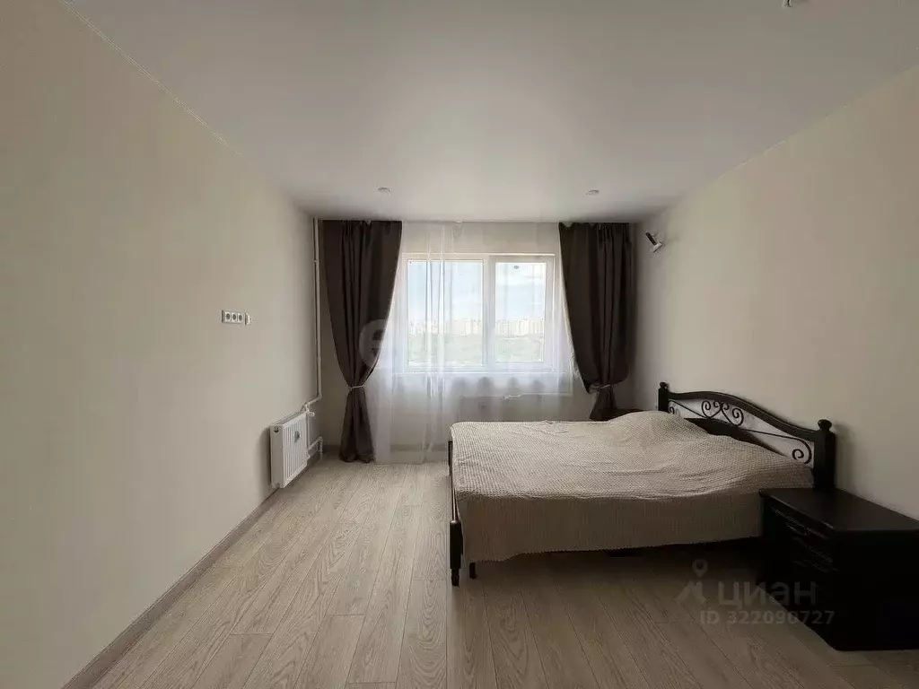 2-к кв. Оренбургская область, Оренбург ул. Фронтовиков, 10/4 (58.6 м) - Фото 1