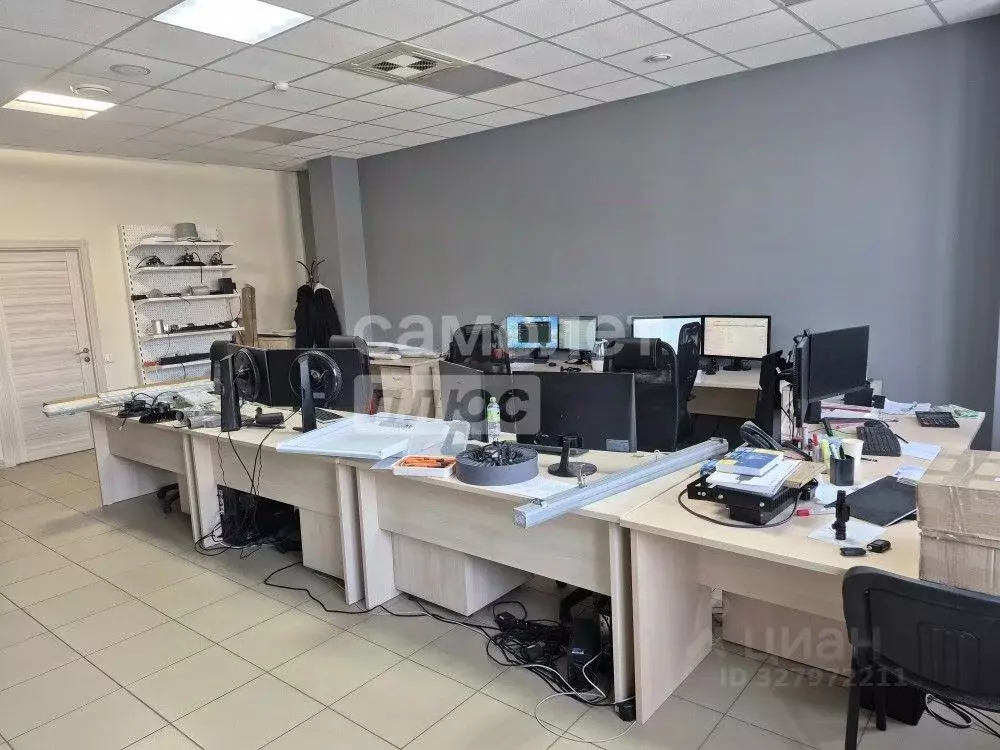 Офис в Татарстан, Казань ул. Серова, 28 (49 м) - Фото 1