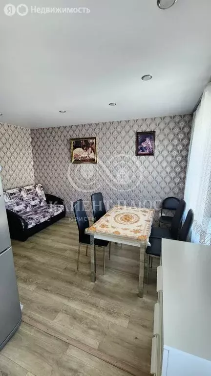 3-комнатная квартира: Корсаков, улица Матросова, 29А (57.3 м) - Фото 1