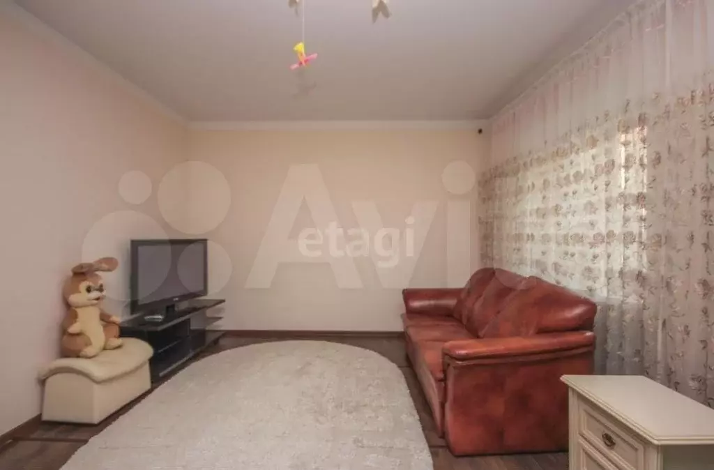 Комната 20 м в 4-к., 5/9 эт. - Фото 0