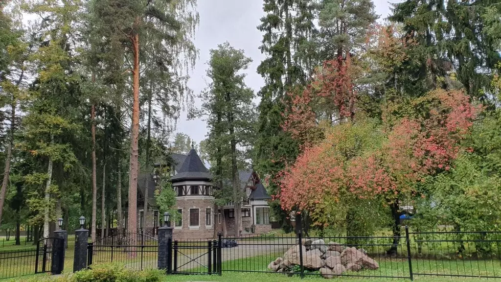 Дом в Санкт-Петербург, Санкт-Петербург, Зеленогорск ул. 2-я Пляжевая, ... - Фото 2