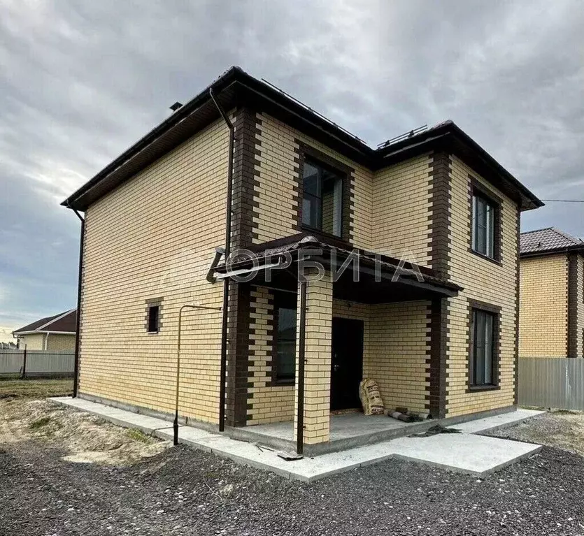 Дом в Тюменская область, Тюмень проезд Керченский (130 м) - Фото 1