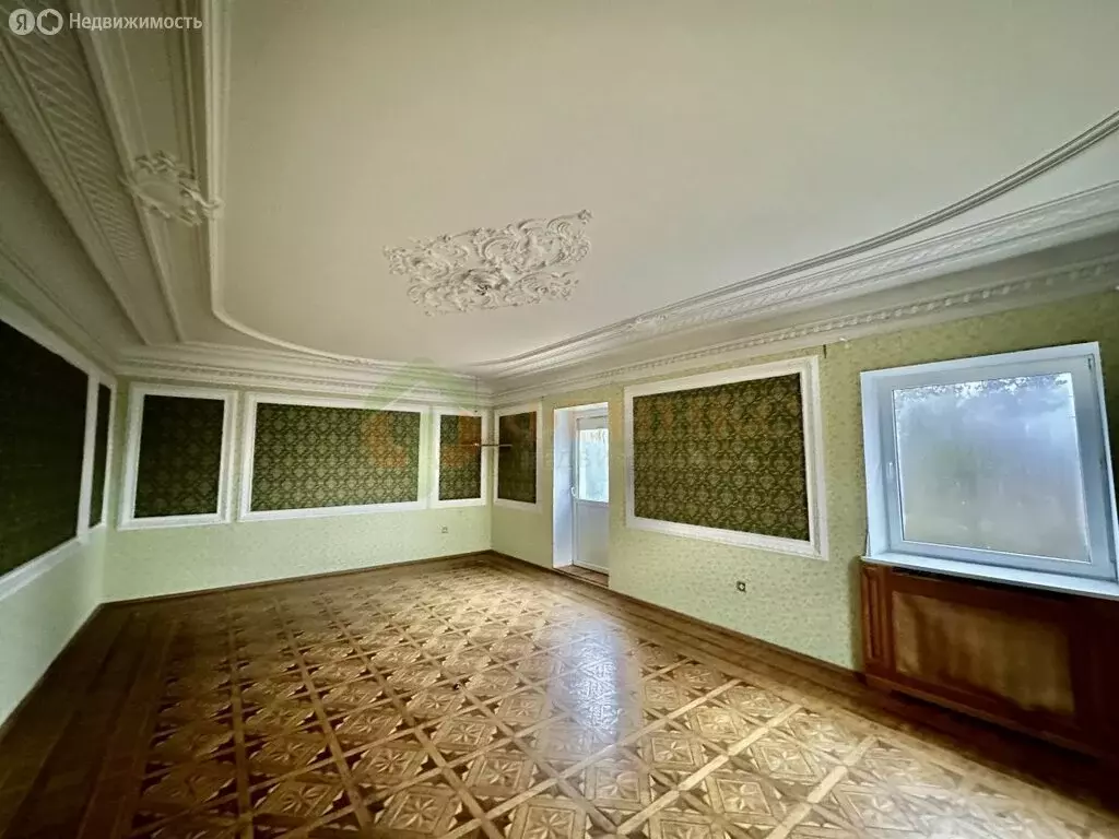 Дом в Санкт-Петербург, территория Сергиево, Рабочая улица, 33 (330 м) - Фото 1