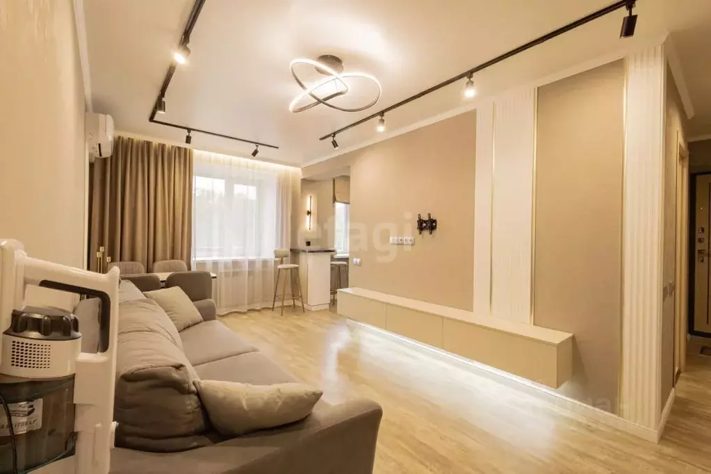 3-к кв. Хабаровский край, Комсомольск-на-Амуре Магистральное ш., 15к1 ... - Фото 2