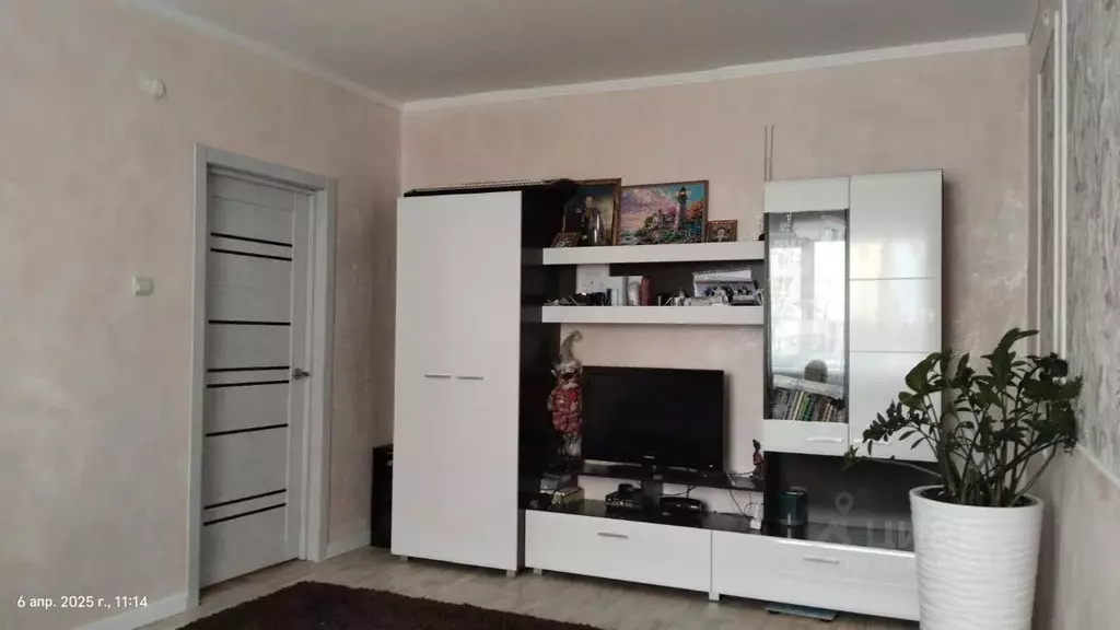 3-к кв. Саха (Якутия), Якутск ул. Курнатовского, 2/1 (74.0 м) - Фото 1