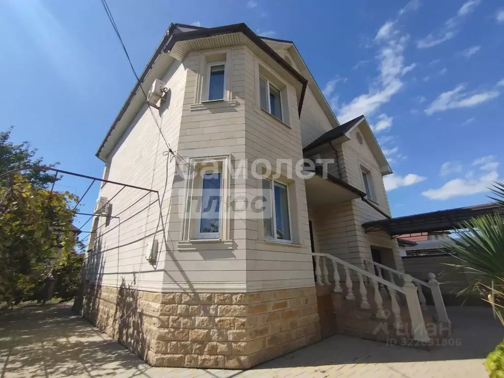 Дом в Краснодарский край, Анапа Алексеевка мкр, ул. Тенистая, 10 (260 ... - Фото 1