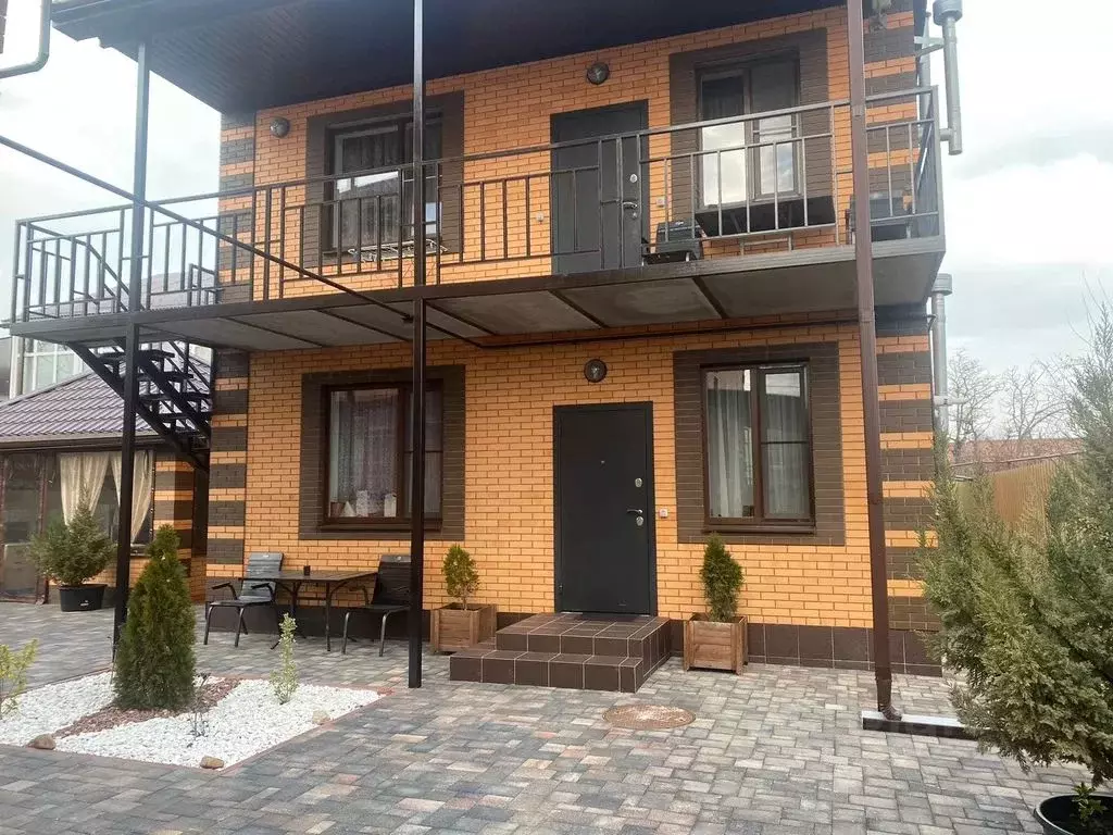 Дом в Краснодарский край, Ейск Ростовская ул., 65 (70 м) - Фото 0