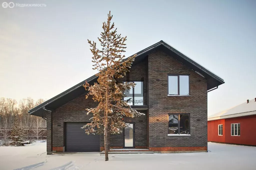 Дом в село Кременкуль, микрорайон Белые Росы (200 м) - Фото 1