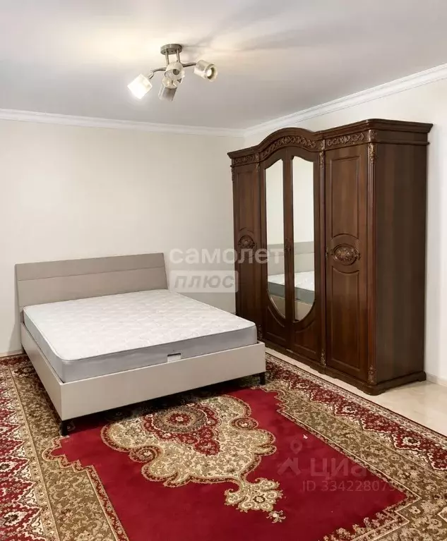 Дом в Дагестан, Махачкала ул. Нигматулы Магомедова, 6 (250 м) - Фото 1