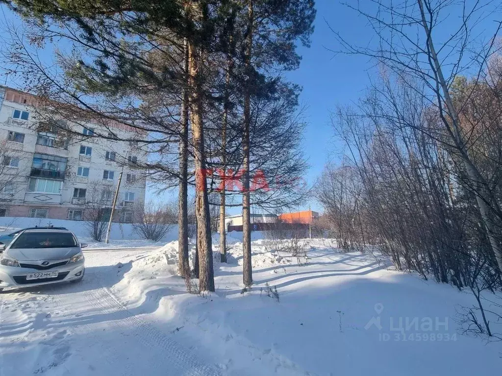 Участок в Саха (Якутия), Нерюнгри Комсомольская ул., 17 (12.0 сот.) - Фото 1