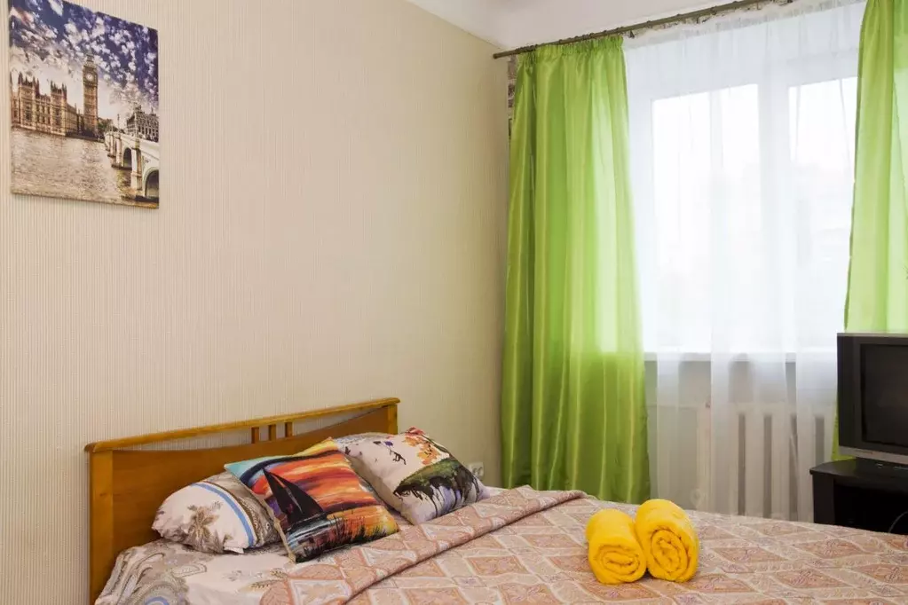 2-к кв. Омская область, Омск бул. Победы, 1 (50.0 м) - Фото 1