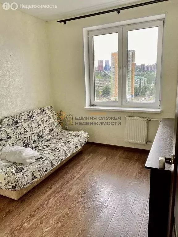 4-комнатная квартира: Уфа, улица Баязита Бикбая, 17 (100 м) - Фото 0