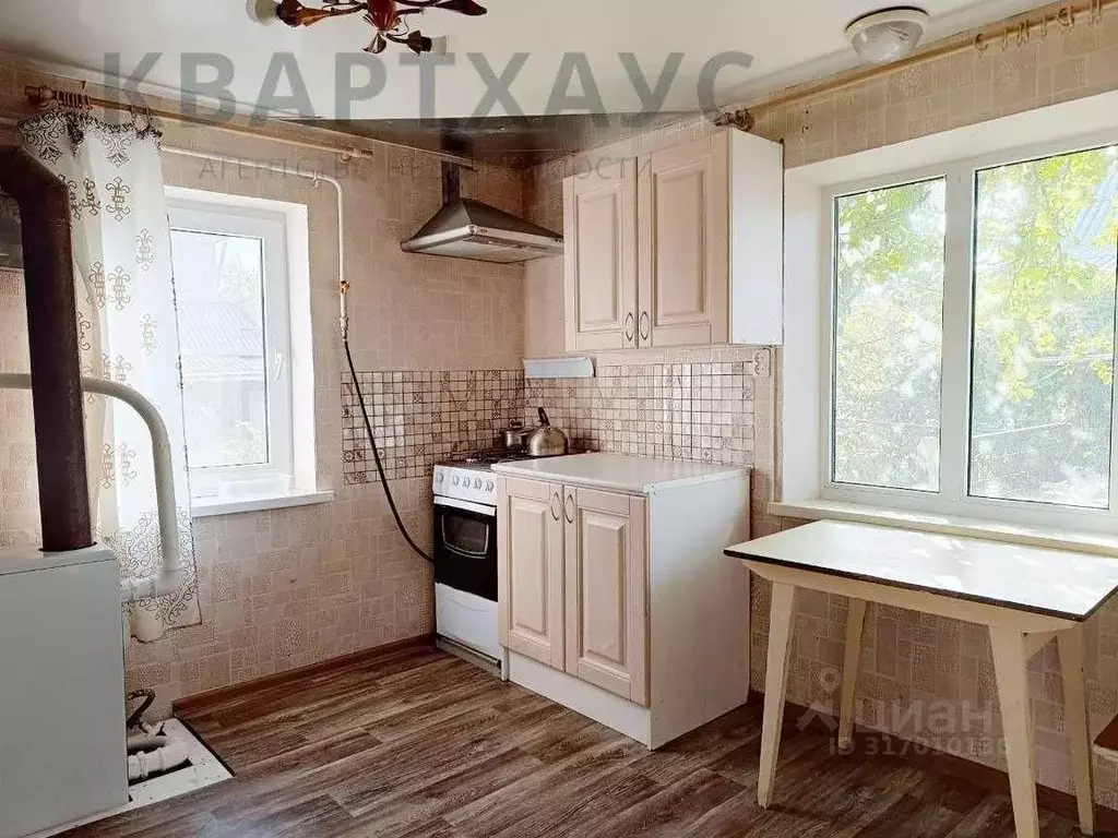 Дом в Волгоградская область, Волгоград ул. Пчелина, 7 (62 м) - Фото 1