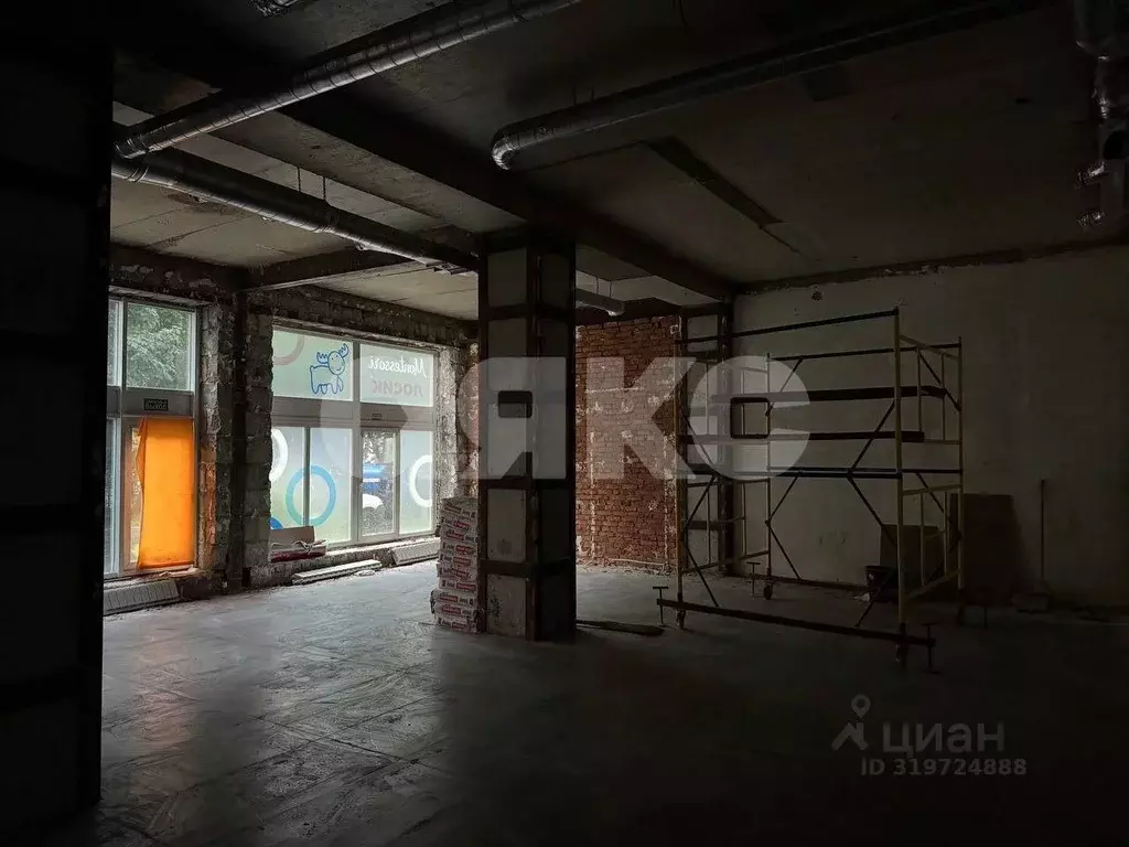 Помещение свободного назначения в Москва Челюскинская ул., 9 (800 м) - Фото 1