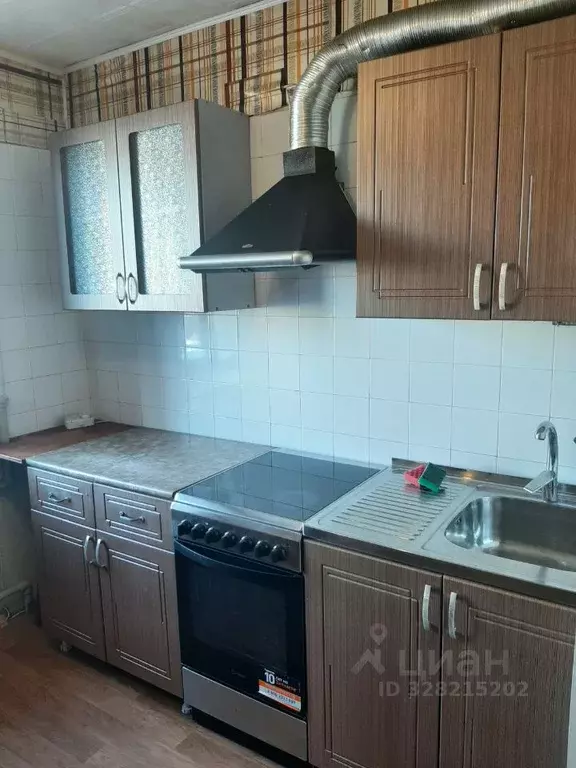 2-к кв. Ярославская область, Рыбинск Крестовая ул., 133 (53.0 м) - Фото 1