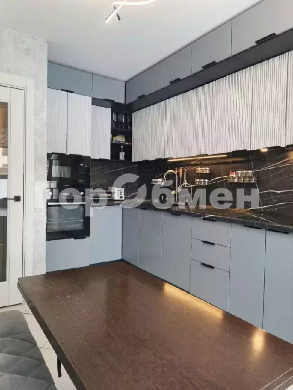 Продается 2-комнатная квартира - Фото 1