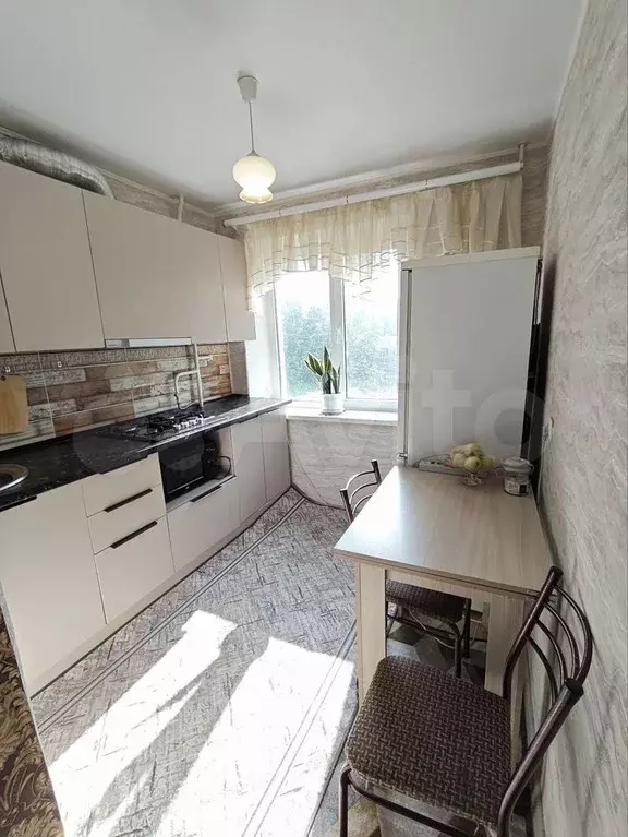 1-к. квартира, 36 м, 4/9 эт. - Фото 0