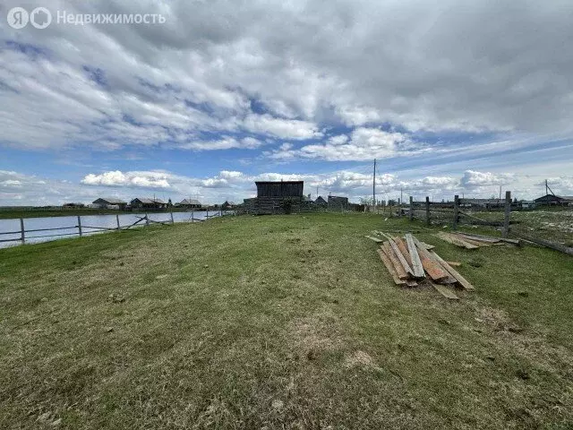 Участок в Республика Саха (Якутия), муниципальный район Хангаласский ... - Фото 1