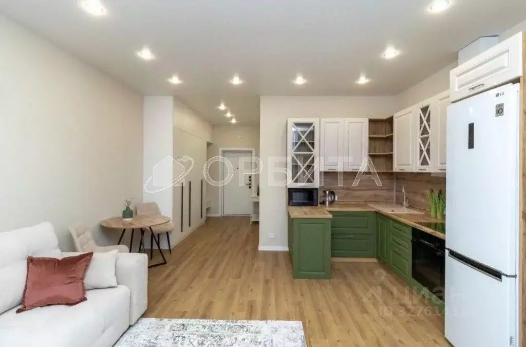 Студия Тюменская область, Тюмень ул. Евгения Войнова, 7 (35.0 м) - Фото 2