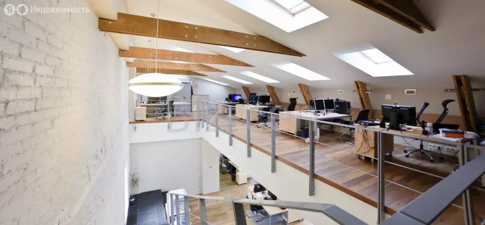 Офис (302 м) - Фото 2
