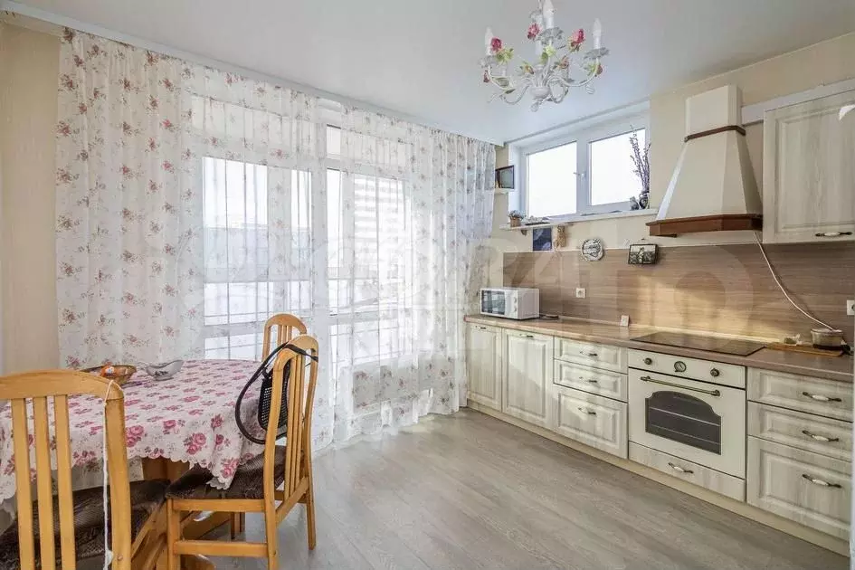 2-к. квартира, 57 м, 4/4 эт. - Фото 1
