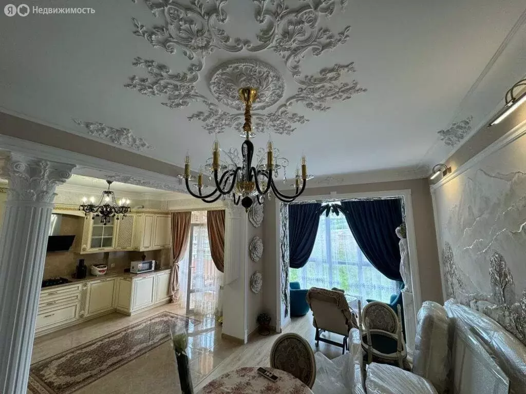 3-комнатная квартира: Кисловодск, улица Декабристов, 36/1 (96 м) - Фото 0