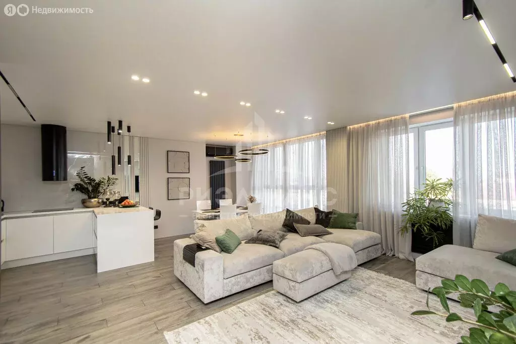 3-комнатная квартира: Брянск, улица Дуки, 63 (116 м) - Фото 1