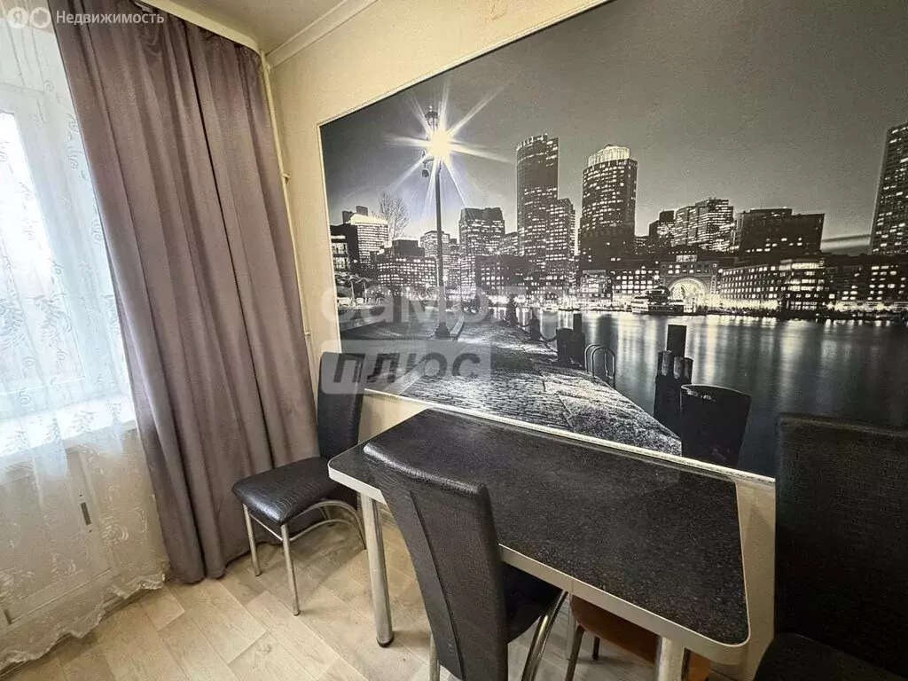 3-комнатная квартира: Оренбург, проспект Братьев Коростелёвых, 68/1 ... - Фото 1