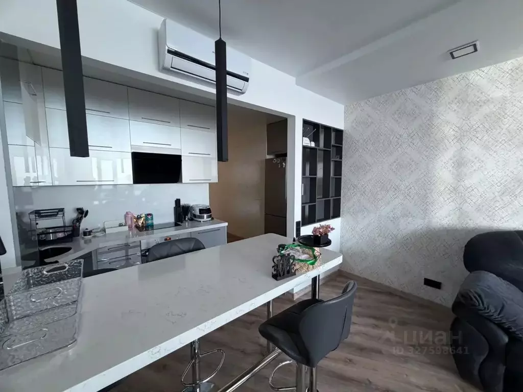 1-к кв. Приморский край, Владивосток Аксаковская ул., 3 (47.0 м) - Фото 1