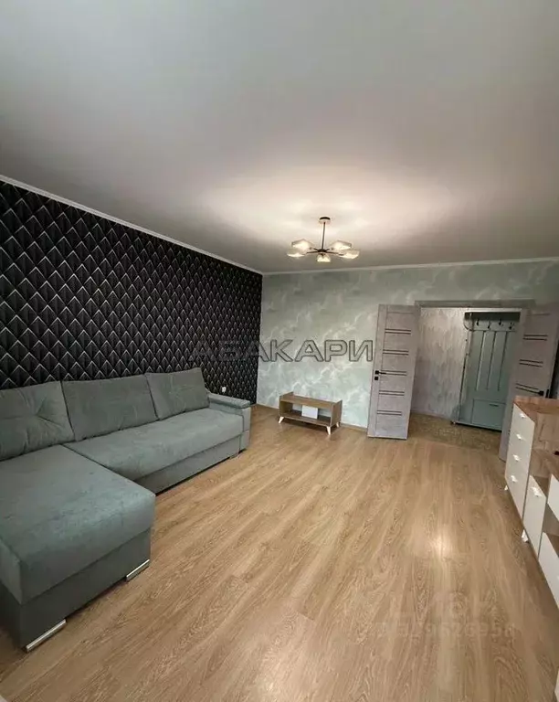 3-к кв. Красноярский край, Красноярск ул. Чернышевского, 67 (90.0 м) - Фото 1