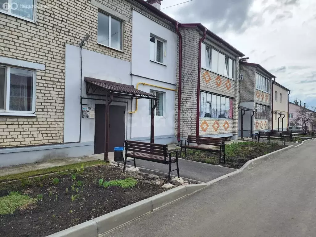 2-комнатная квартира: Брянская область, рабочий посёлок Выгоничи, ... - Фото 1