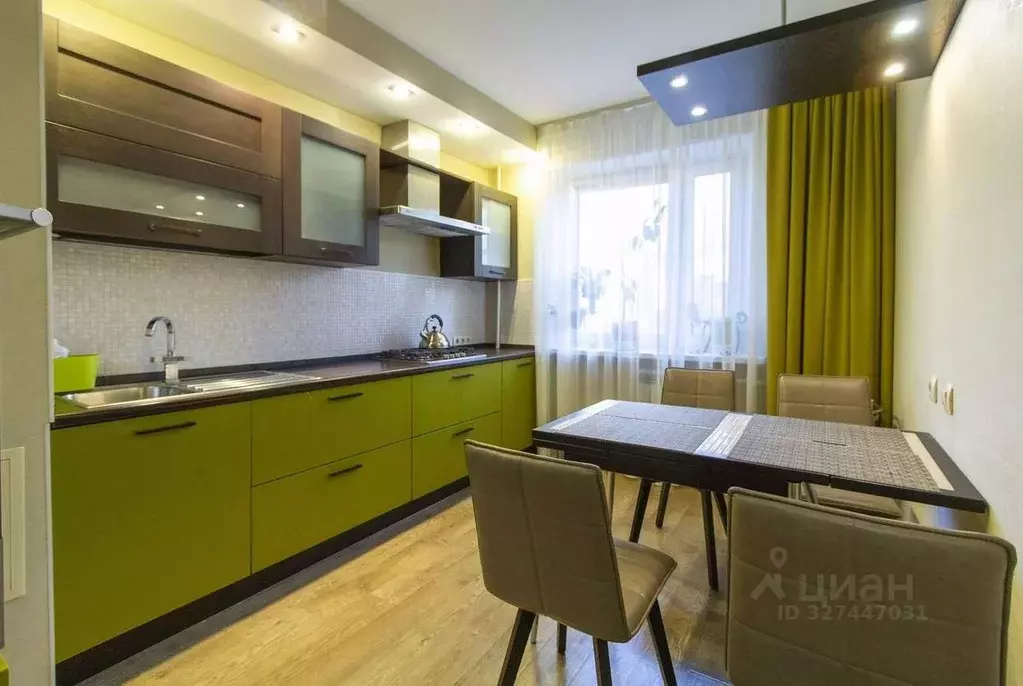 3-к кв. Орловская область, Орел Октябрьская ул., 68 (65.0 м) - Фото 1