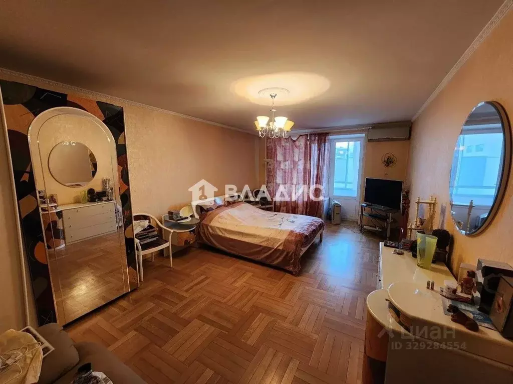 3-к кв. Свердловская область, Екатеринбург ул. Малышева, 3 (131.4 м) - Фото 2