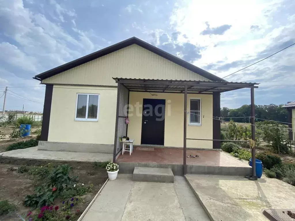 Дом в Краснодарский край, Темрюкский район, Краснострельское с/пос, ... - Фото 1