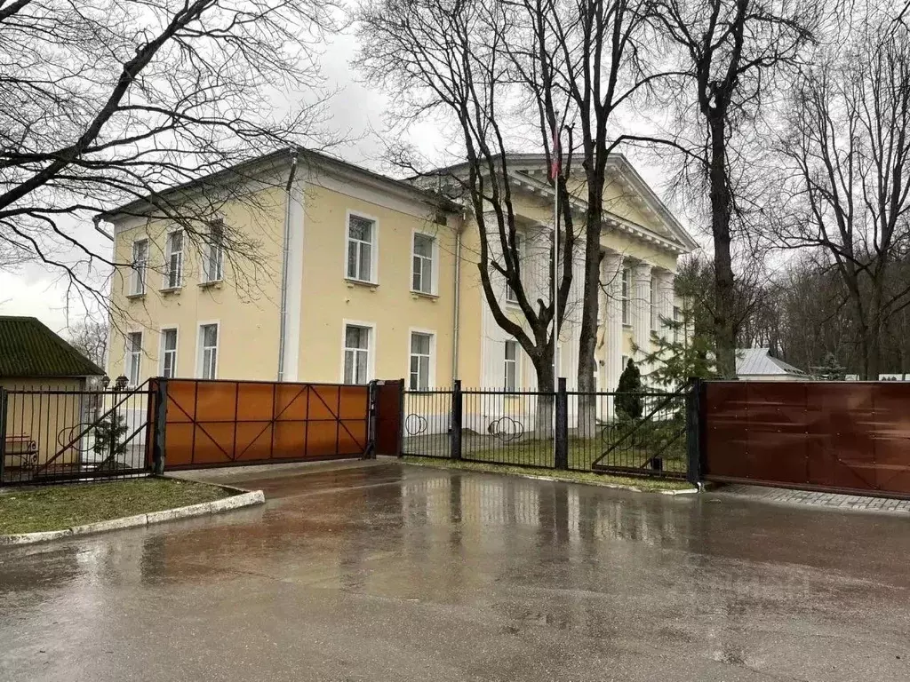Помещение свободного назначения в Москва с. Красное, 10/1 (873 м) - Фото 1