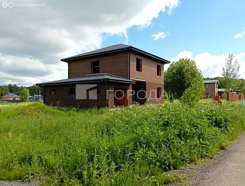 Дом в Дмитровский городской округ, деревня Благовещенское (200 м) - Фото 1