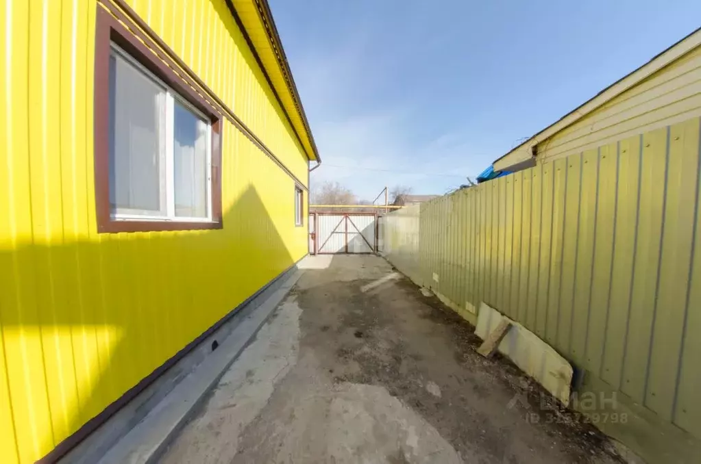 Дом в Курганская область, Шадринск ул. Ленина (67 м) - Фото 1