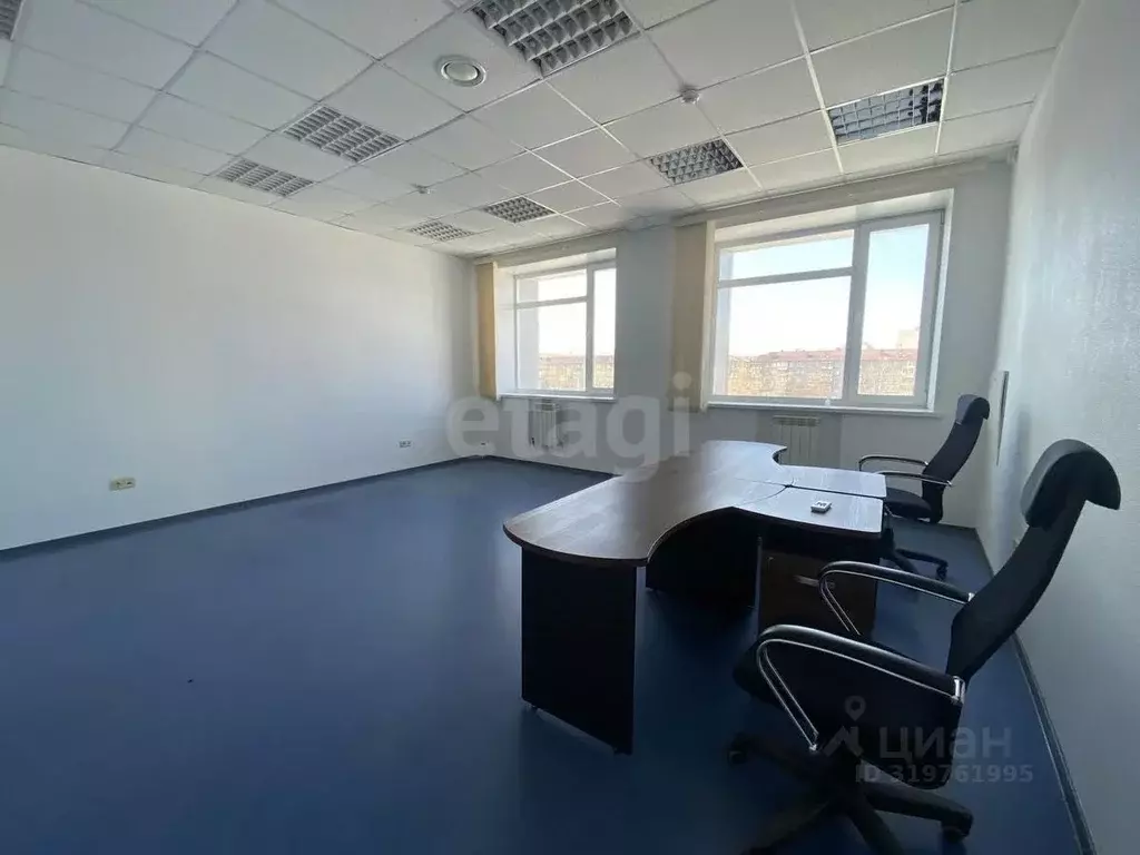 Офис в Тюменская область, Тюмень ул. Пермякова, 1 (32 м) - Фото 1