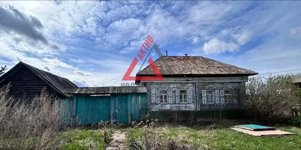 Дом в Свердловская область, Каменский муниципальный округ, деревня ... - Фото 1